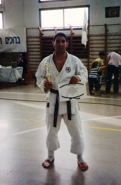 קרב מגע קריות